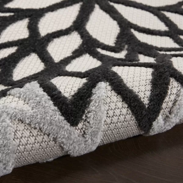 Outdoor Rugs-Kirkland's Home Black And White Floral Outdoor Area Rug, 7X10 Black/White