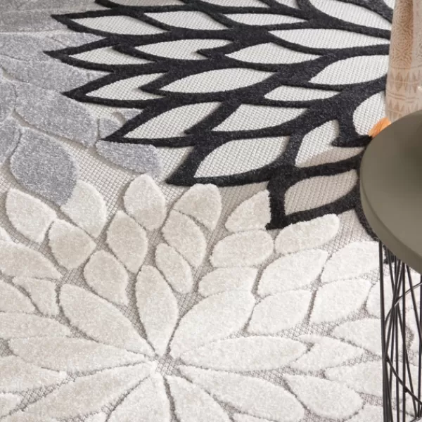 Outdoor Rugs-Kirkland's Home Black And White Floral Outdoor Area Rug, 7X10 Black/White