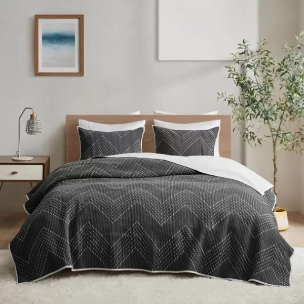 Bedspreads & Coverlets-Kirkland's Home Chevron Full/Queen 3-Pc. Coverlet Set Black