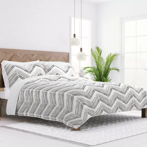 Quilts-Kirkland's Home Gray Chevron Reversible 3-Pc. King Quilt Set Gray/White