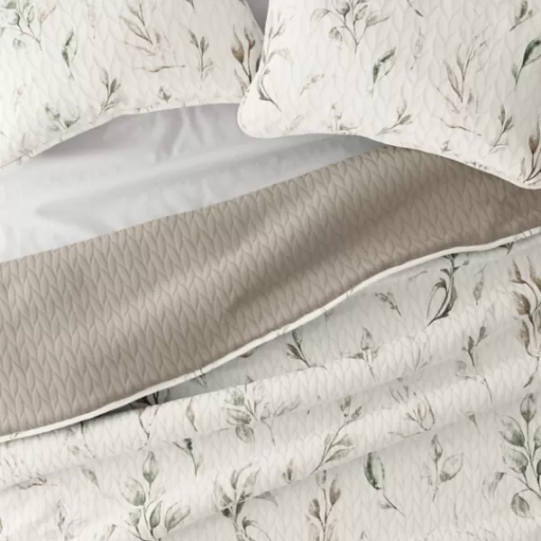 Quilts-Kirkland's Home Watercolor Leaves Reversible 3-Pc. King Quilt Set White/Green/Tan